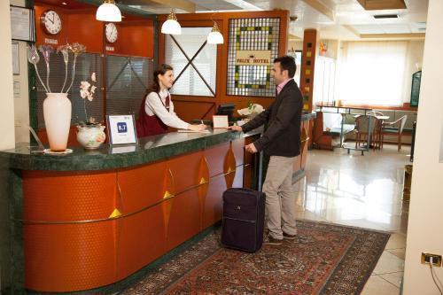 Felix Hotel 3*