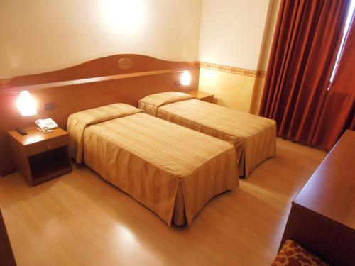 Felix Hotel 3*