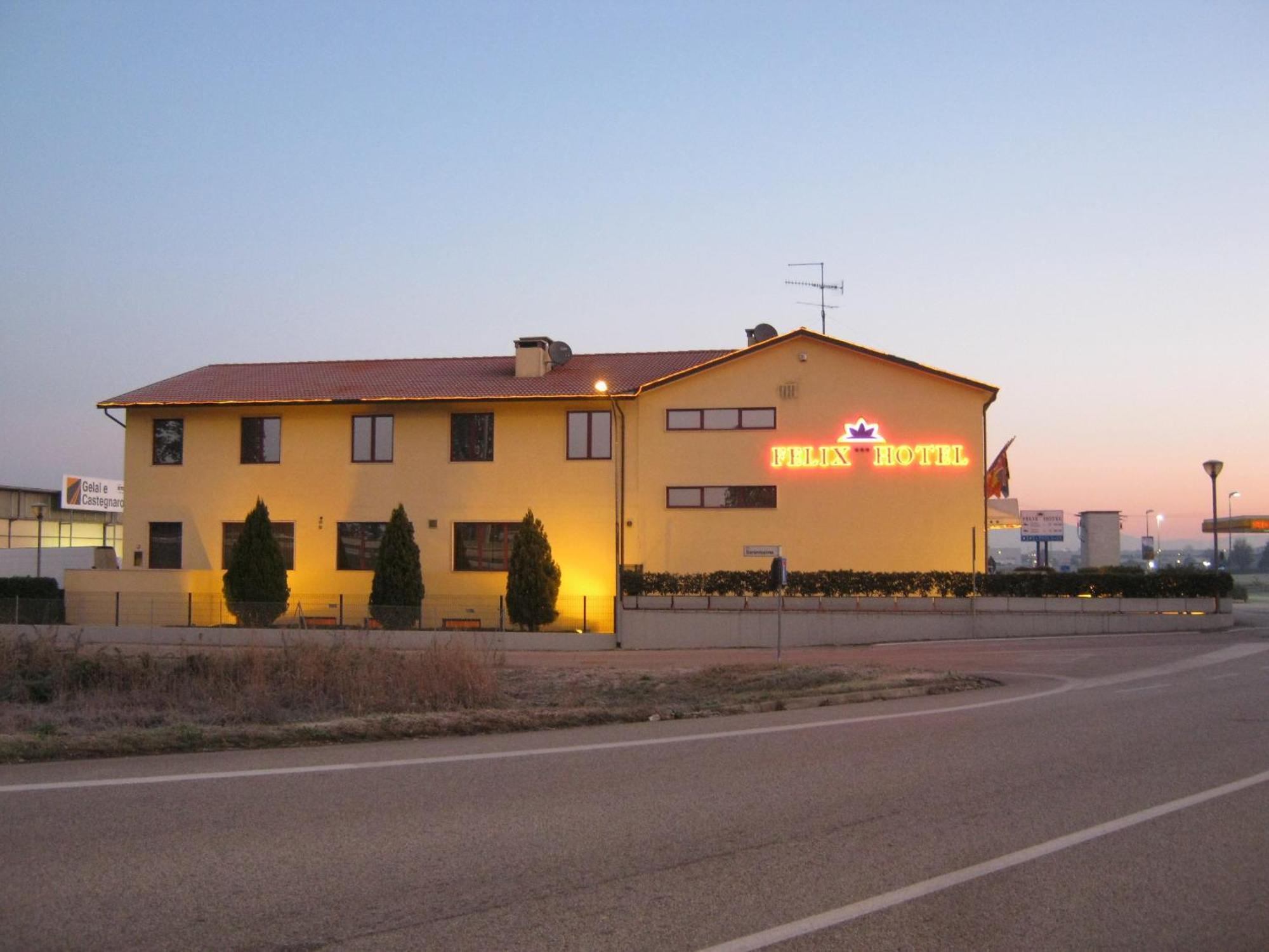 Hotel Felix